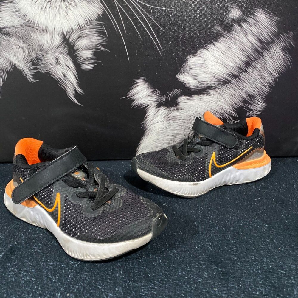 Nike Renew Run CT1436-001 Athletic Sneaker Unisex Kids 11.5C Black Cushioned